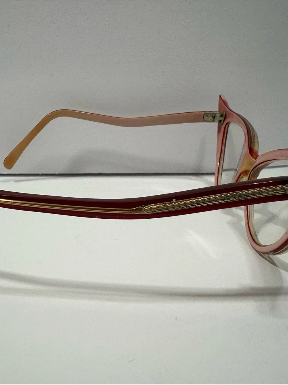 Vintage Cats Eye Magnified Readers
